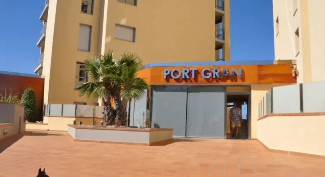 Apartment With 3 Bedrooms in Roses, With Wonderful City View, Pool Access, Furnished Terrace - 1 km From the Beach, Забронировать Апартаменты/квартира Росас Cap de Creus Nature Reserve