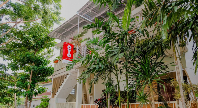 Hotel Tiara Family Residence Batu by NAP, Book Hotel Hotels in Batu with Parking, near Jatim Park 2, Parking