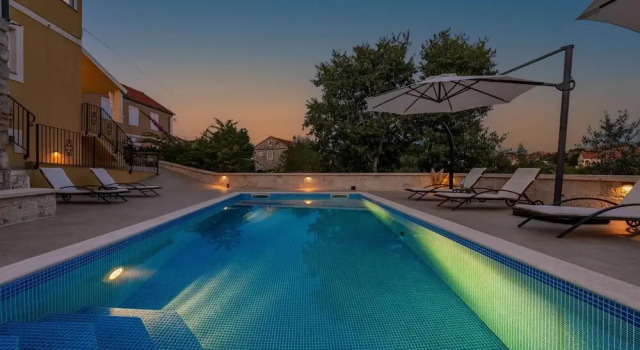 Beautiful Villa Sali Island Getaway Located 150 M From The Beach Private Pool, Забронировать Вилла Коттеджи Dugi Otok, Коттедж