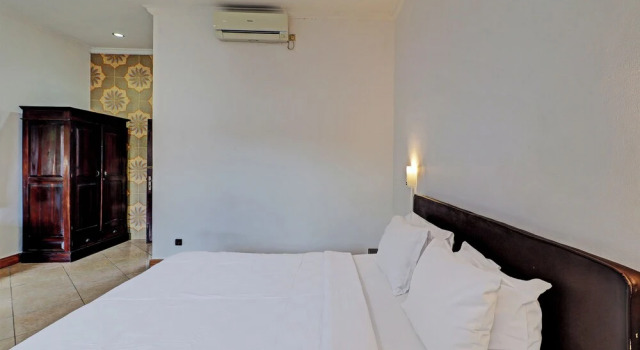 OYO 92752 882 Guest House