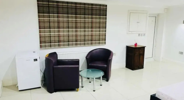 Maidenhead Studio Retreat