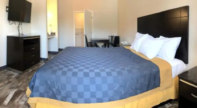 Двухместный номер Deluxe Castaic Inn Near Six Flags Magic Mountain