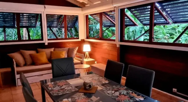 Коттедж с 2 комнатами Bungalow et Duplex de Island Bay