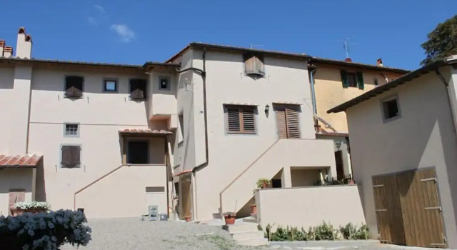 Fattoria Albanese Labardi, Boek Hotel Lastra a Signa Toscane