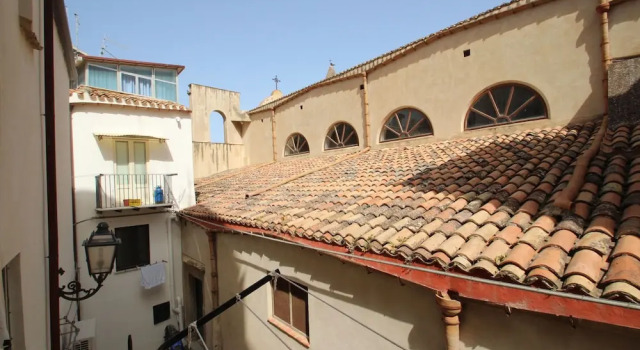 Fiore Apartment
