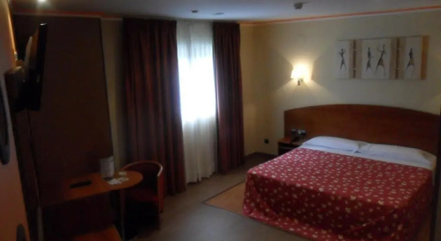 Номер Standard Motel Emporio