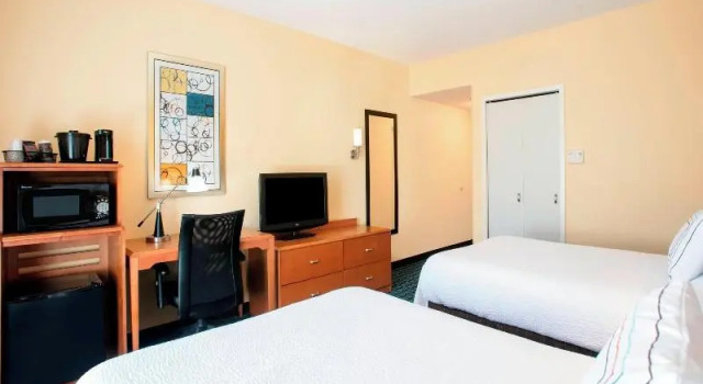 Четырёхместный номер Standard Fairfield Inn and Suites by Marriott Lakeland Plant City