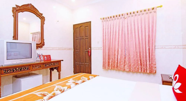 Zen Rooms Paradise Legian Hotel Bali