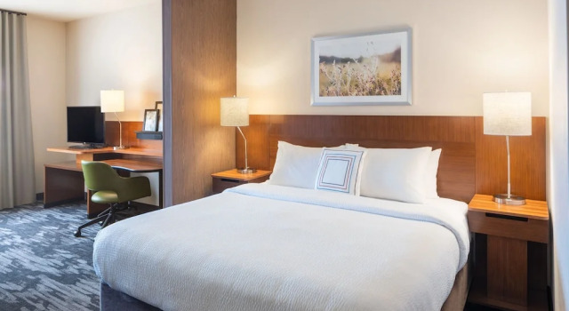 Люкс Fairfield Inn and Suites by Marriott Chillicothe