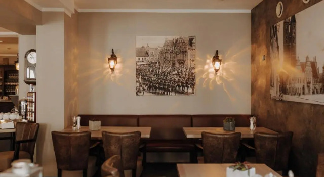 Hotel Schwarzer Adler Stendal, Réserver Hôtel Stendal 