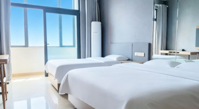 Люкс Happy Road Inn Collection Hotel (Hemu Lake)
