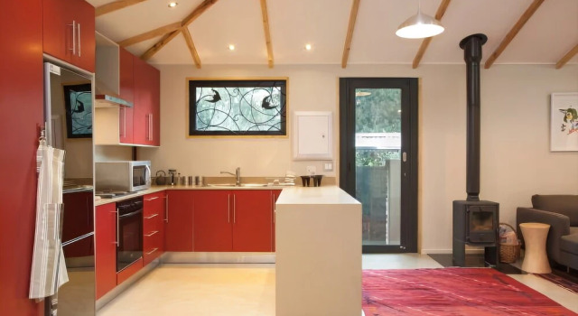 Bamboo Cottage, Забронировать Дом для отпуска Отели Йоханнесбург с парковкой, рядом с Deutsche Internationale Schule Johannesburg, Парковка