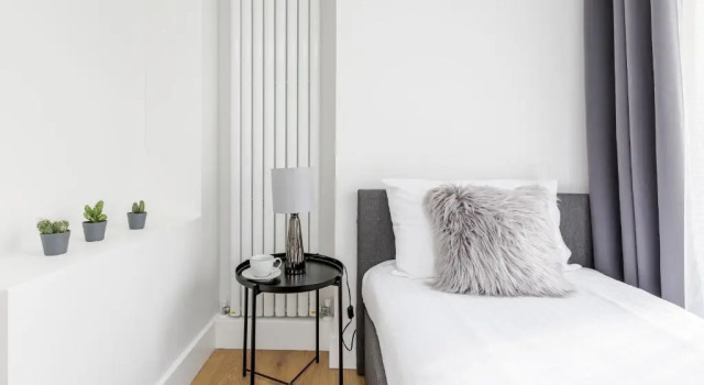 2 Bedrooms Serviced Apartment ExCel Exhibition Centre, O2 Arena, Stratford Olympic City, Forest Gate, Central London, Varaa Huoneisto Asunnot kohteessa Merseyside, Huoneisto