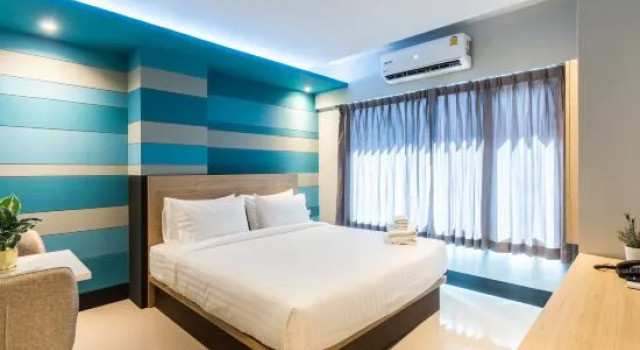 Номер Standard Hi Sotel Victory Monument