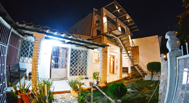 Hotel Santa Martha, Prenota Ostello Hotel economici a Managua Region