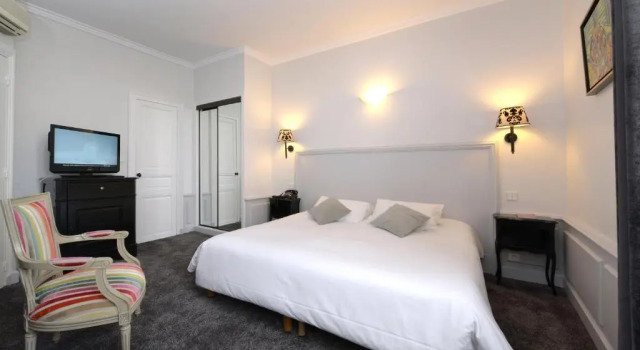 Номер Prestige Hôtel De France