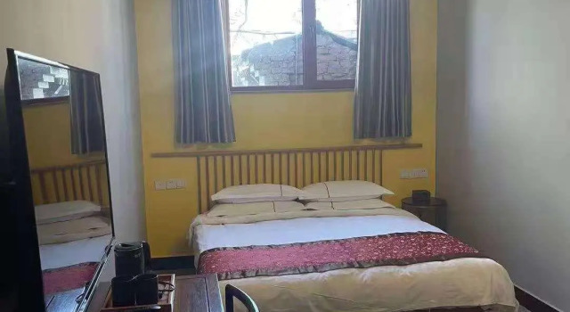 Двухместный номер Standard Renjoy Hotel Beijing Yonghe Temple Guijie Siheyuan