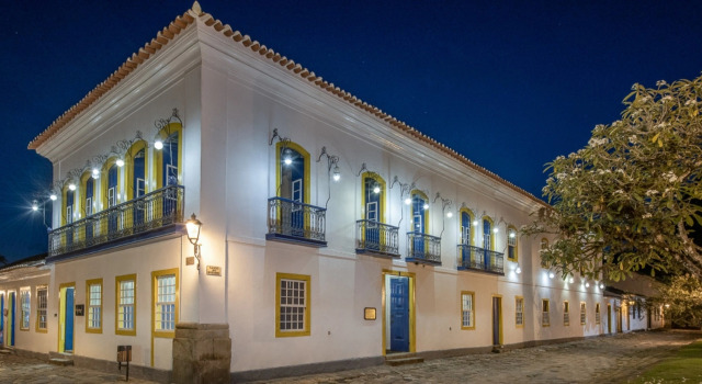 Sandi Hotel, Забронировать Отель Отели Парати 4 звезды, рядом с Culture House, 4*