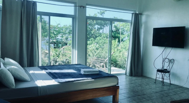 Birdland Beach Club, Rezerwuj Hotel Hotele w Ilocos Region z parkingiem, Parking