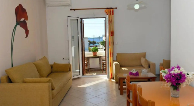 Vythos, Prenota Hotel Hotel a Milo con parcheggio, Parcheggio