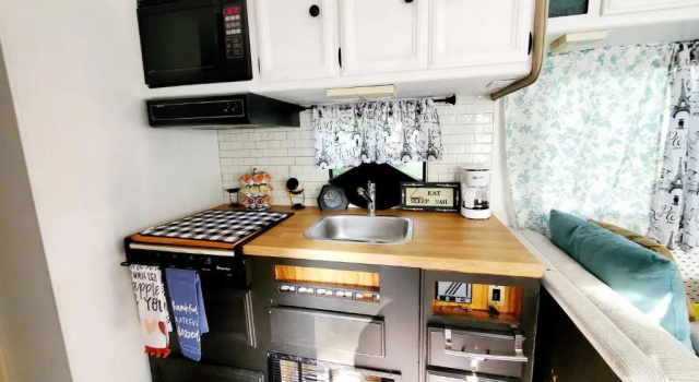 Номер Standard 34ft Mobile Home Near Yale U