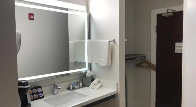 Двухместный номер Deluxe HOM Hotel Gainesville, SureStay Collection by Best Western