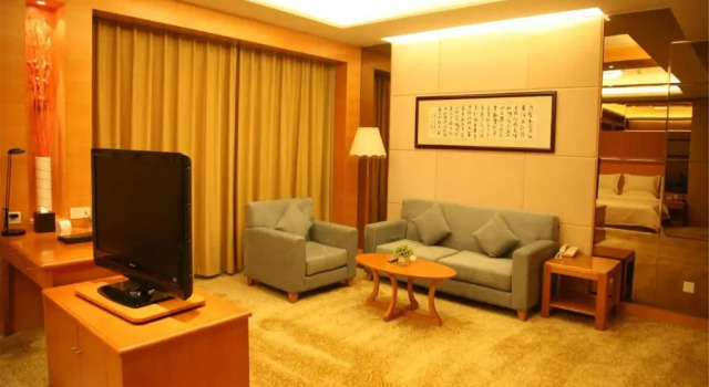 Люкс Business Dalian Bolt Hotel
