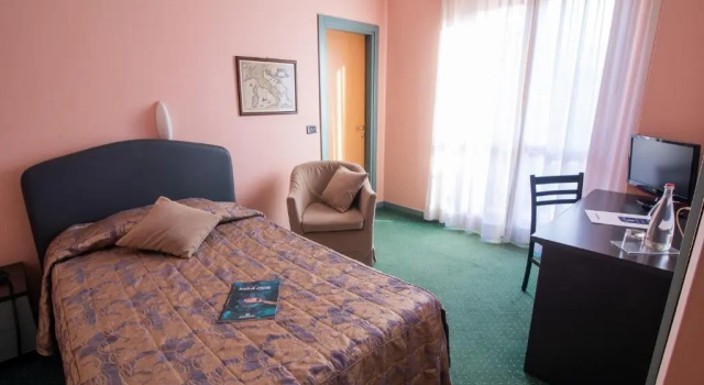 Одноместный номер Superior Hotel Vittoria