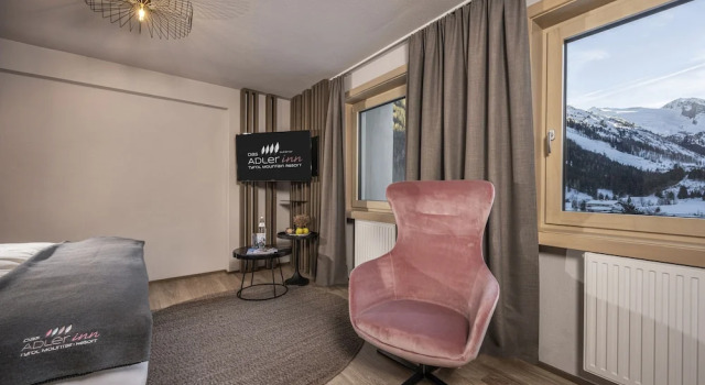 Двухместный номер Comfort с балконом и с видом на горы Adler Inn Tyrol Mountain Resort SUPERIOR