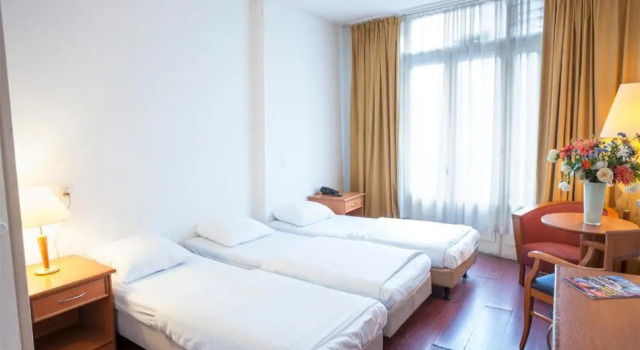 Трёхместный номер Delta Hotel City Center