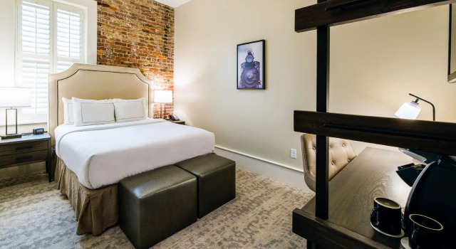 Двухместный номер Standard Hotel Florence, Tapestry Collection by Hilton