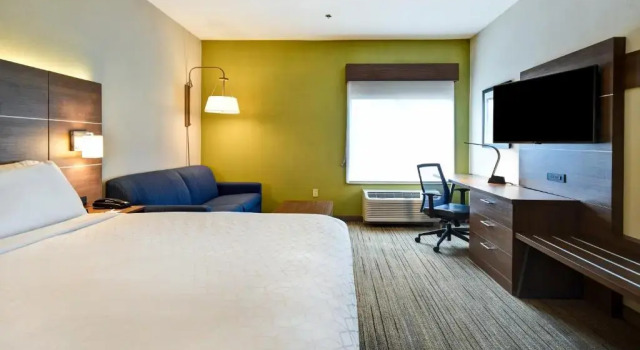 Номер Standard Holiday Inn Express Newport North - Middletown by IHG