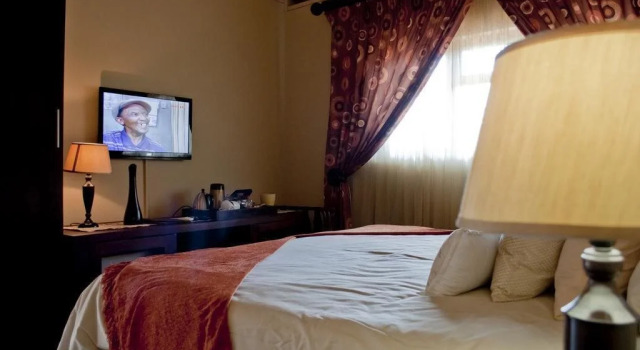 Isiphiwo Boutique Hotel and Spa, Prenota Resort Hatfield Pretoria