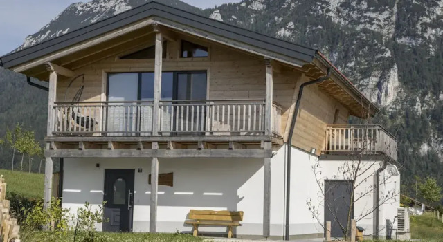 Шале Chalet Gamsknogel mit privatem Pool und Whirlpool