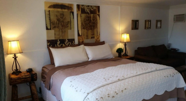 Kalispell Hilltop Inn, Забронировать Отель Отели Flathead Valley с парковкой, Парковка