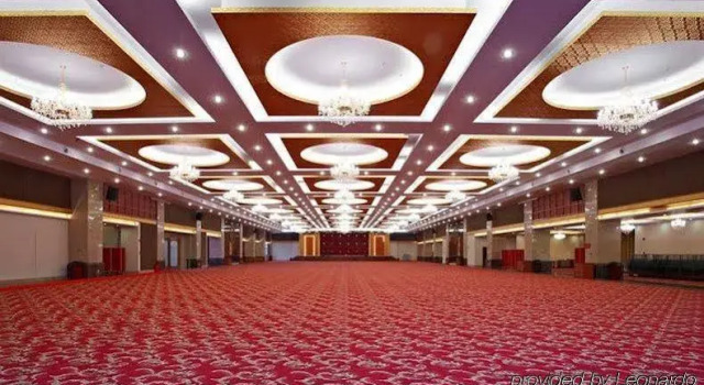 Qiushuishan Grand, Rezerwuj Hotel Hotele w Shenzhen z parkingiem, Parking