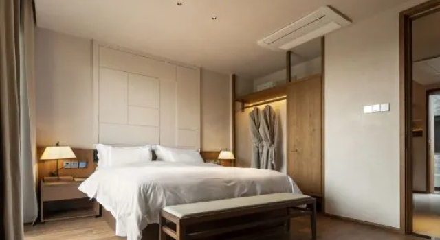 Люкс Deluxe с видом на внутренний двор Shouxian Bagongju Unnamed Chu Homestay