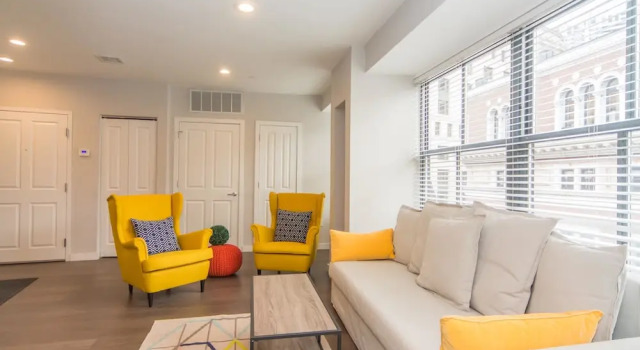BOS004 2 Bedroom Apartment By Senstay, Rezerwuj Apartament East Boston Boston