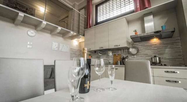 Апартаменты Deluxe Modern Loft Apartment