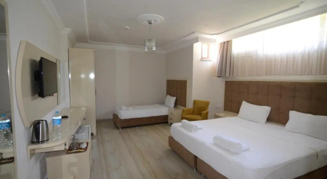 Трёхместный номер Standard Funda Hotel