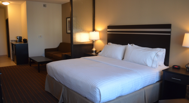 Holiday Inn Express & Suites Golden - Denver Area by IHG, Rezervovat Hotel Golden Colorado