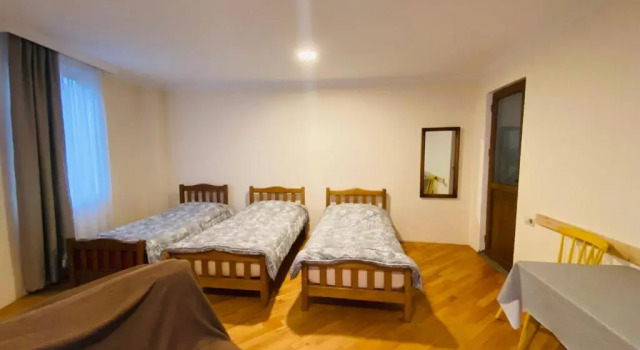 ბორჯომი საოჯახო სასტუმრო "გიომანი" Borjomi Guest House "GioMaNi" დასვენება ბორჯომში "GioMaNi", Rezerwuj Pensjonat Borjomi Samckhe Javakheti