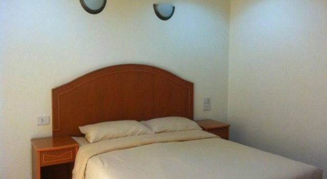 Mayor Cha-am Hotel, Rezervovat Hotel Hotely v Petchaburi s parkováním, Parkování