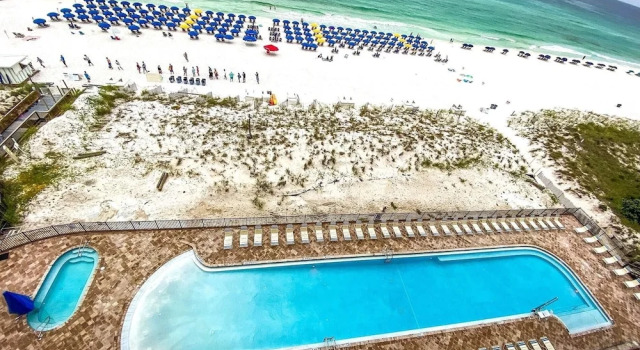 Номер Standard c 1 комнатой с балконом и с видом на океан Pelican Beach Resort - Destin Condo Getaways by CLs