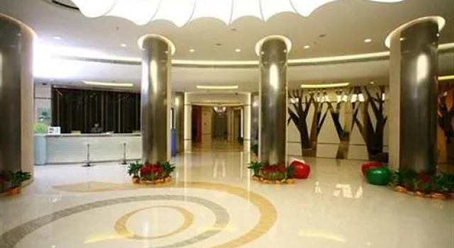 Eesir Hotel Zongguan Branch, Prenota Hotel Hotel a Hubei con parcheggio, Parcheggio
