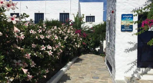 Utopia Hotel Apartments, Prenota Appartamento Agia Marina Partheni