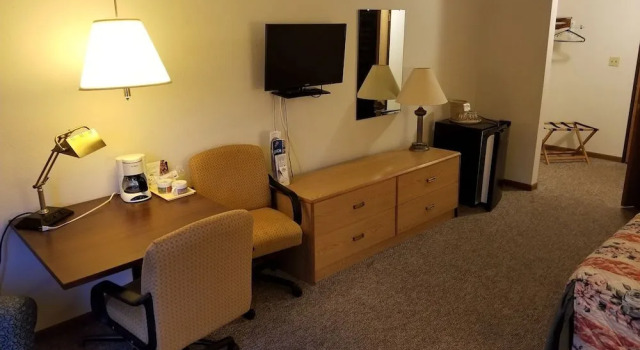 Plymouth Suites, Buchen Sie Hotel Plymouth Wisconsin