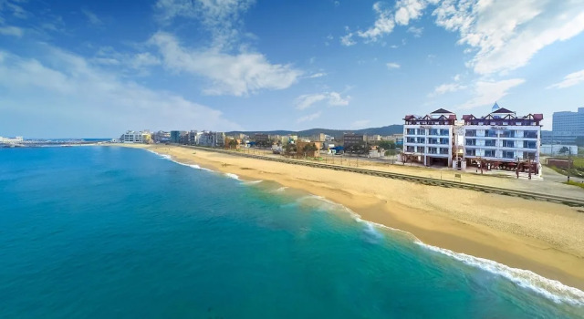 Goseong Ayajin Beach Pension, Rezerwuj Hotel Hotele w Gangwon-Do z parkingiem, Parking