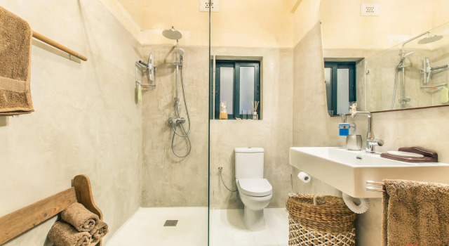 Retro Designer Homelike Apartment - close to beach, Varaa Huoneisto Munxar Gozo