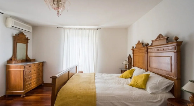 Lovely Apartment Overlooking Lake Como, Buchen Sie Ferienwohnung Carate Urio Comer See